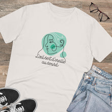 Charger l&#39;image dans la galerie, T-shirt unisexe - &quot;L&#39;œil sert d&#39;oreille au sourd&quot; 2
